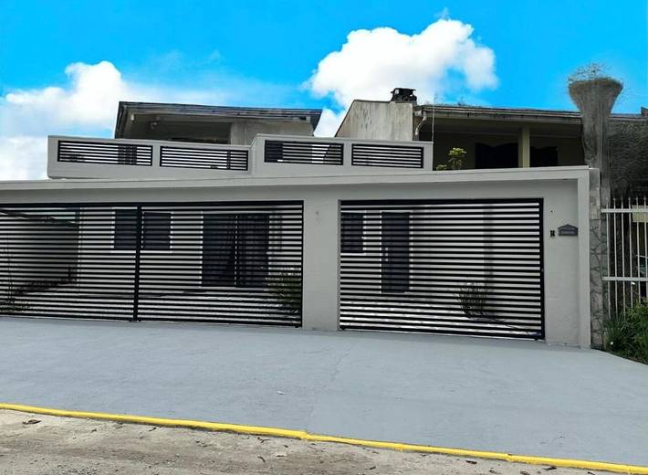 Hôtel pour 8 personnes, avec jardin - 1