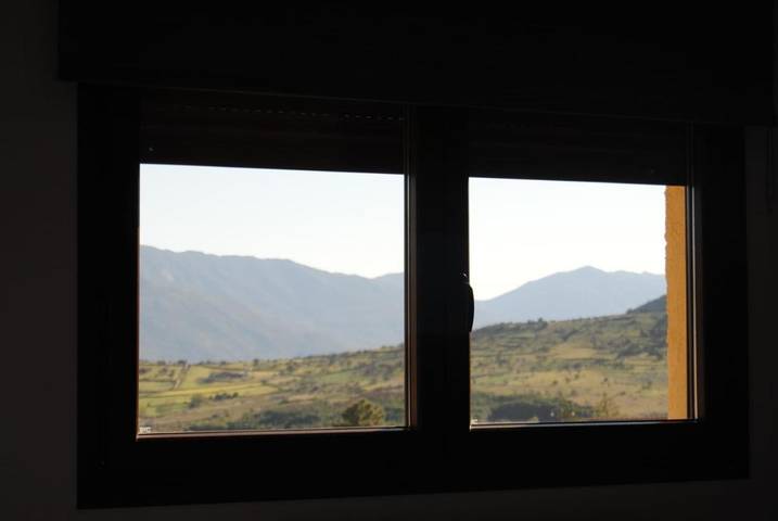 Location de vacances pour 10 personnes, avec vue et balcon, adapté aux familles à El Barraco - 4