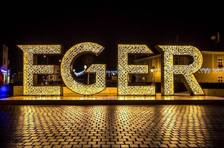 Gîte pour 7 personnes, avec jardin et vue à Eger - 2