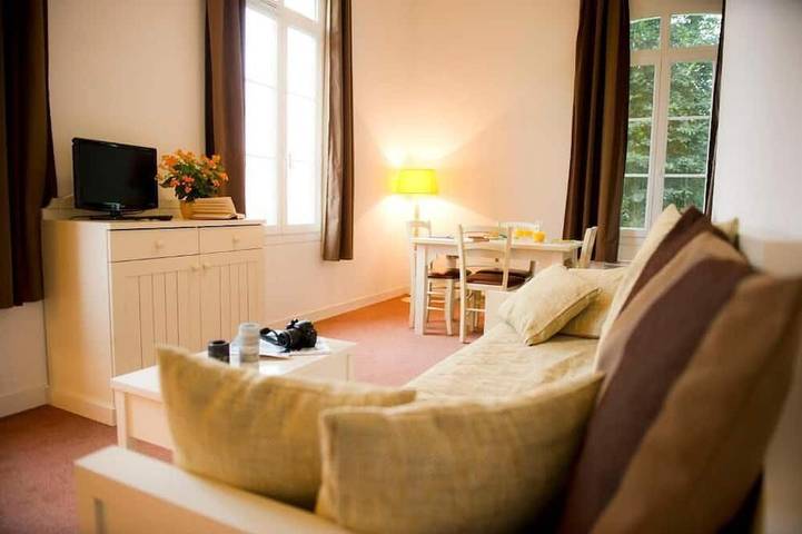Ferienhaus für 4 Personen, mit Sauna und Pool