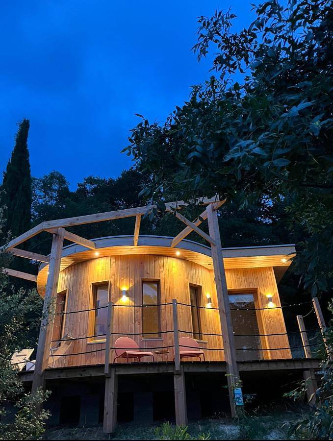 Maison d’hôte pour 2 personnes, avec Terrasse et Jardin ainsi que Piscine et Vue
