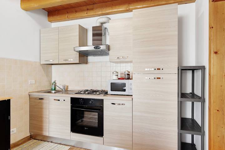 Entire apartment, Apartment 'Caterina' with Mountain View and Private Terrace in Pieve di Cadore, Eastern Dolomites