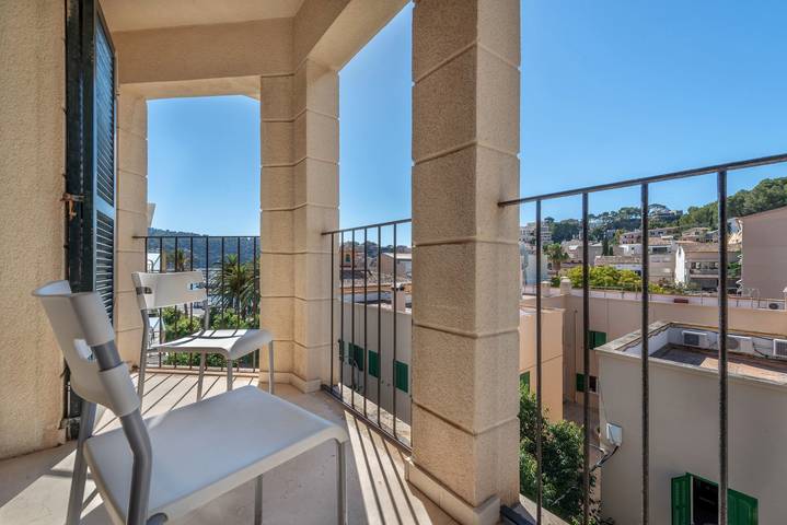 Entire apartment, Apartment with mountain views, Wi-Fi and air conditioning. in Port de Sóller, Sóller