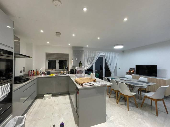 Location de vacances pour 6 personnes, avec jacuzzi dans Surbiton - 3