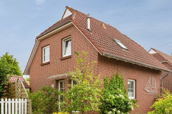 Ferienwohnung für 3 Personen, mit Terrasse und Garten in Neßmersiel