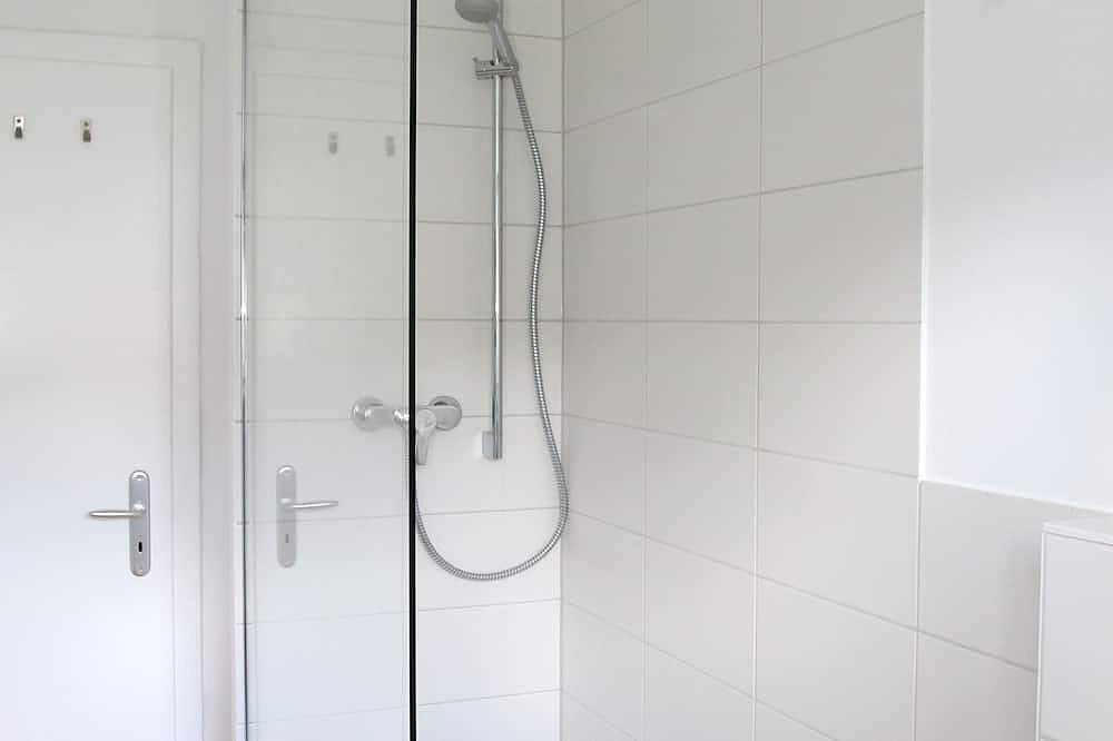 Ganze Wohnung, Stilvolle Ferienwohnung in idyllischer Lage mit Feldbergblick in Stegen, Südschwarzwald