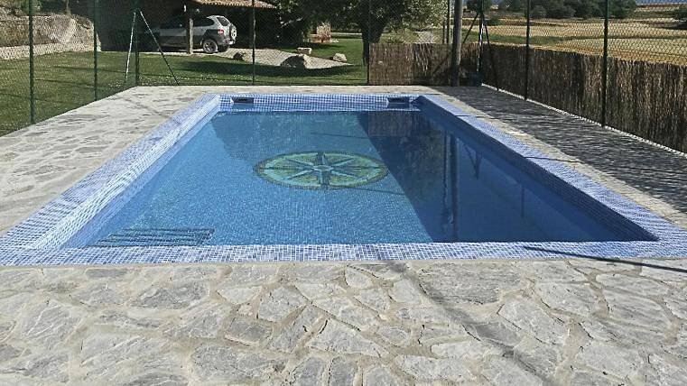 Casa rural para 9 personas, con Terraza y Jardín además de Piscina y Vistas en Capolat - 3