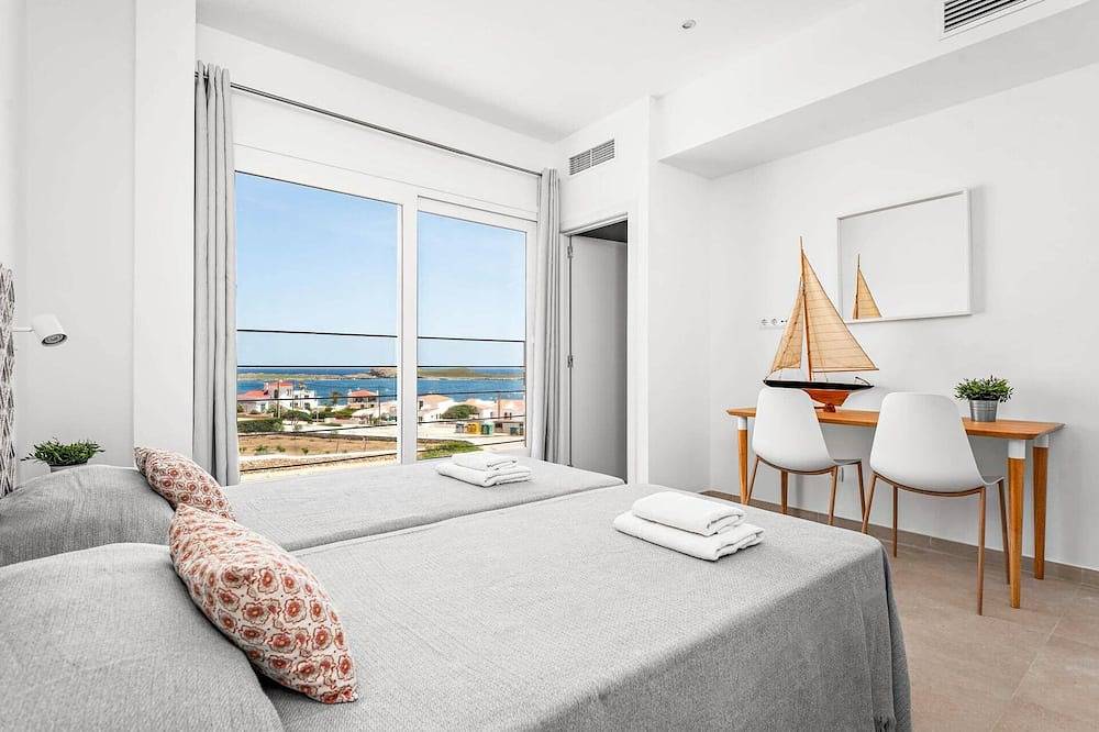 Villa Carmela by Villa Plus in Coves Noves, Es Mercadal