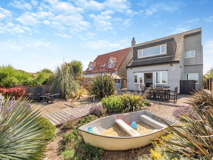 Cottage for 8 people, with Garden in Winterton-on-Sea