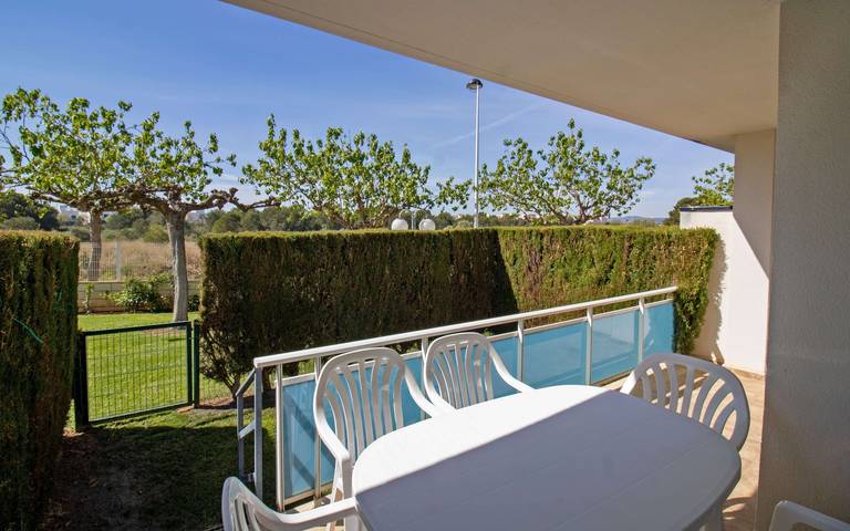 Ferienwohnung für 6 Personen, mit Terrasse und Pool sowie Garten in Alcossebre - 4