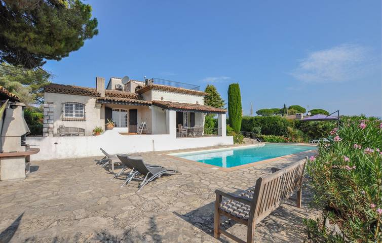 Ferieudlejning for 6 personer i Antibes