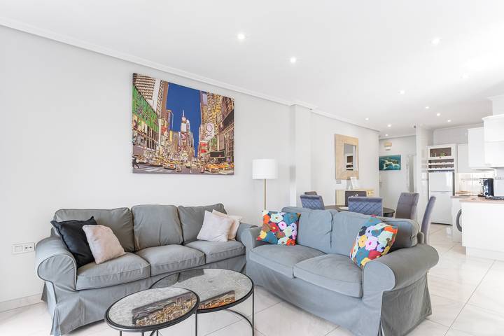 Ferienwohnung für 6 Personen, mit Balkon und Garten sowie Kinderpool in Orihuela Costa - 4
