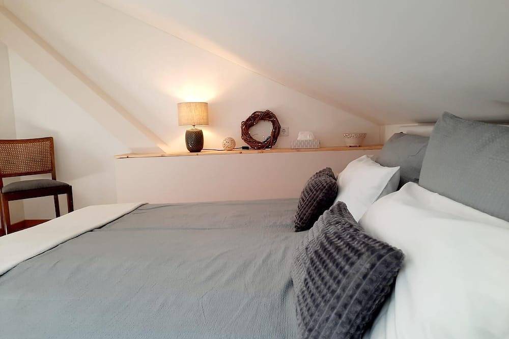 Ganze Wohnung, Ferienwohnung für bis zu 5 Personen (70 qm) mit Dachterrasse in Grafenau, Ostbayern