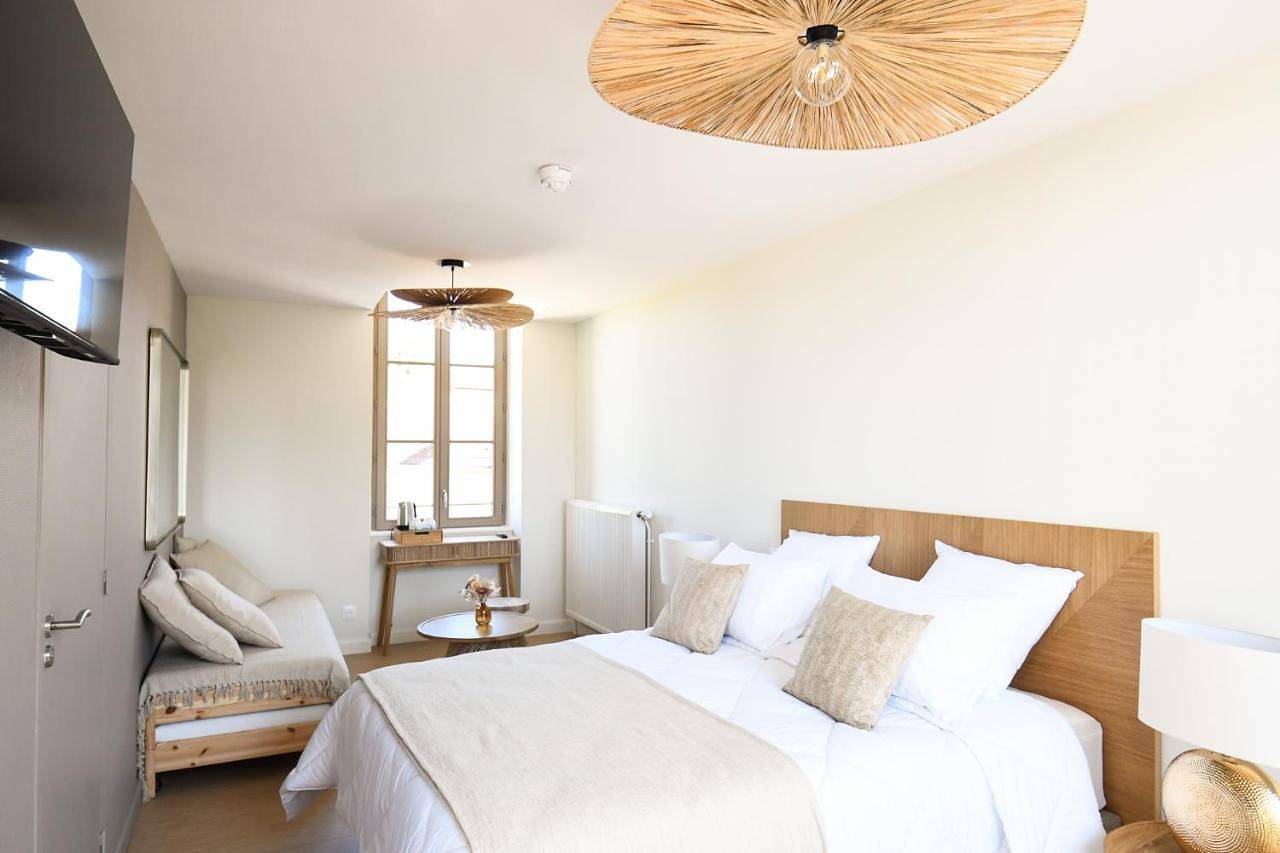 Double Room in Les Riceys, Aube