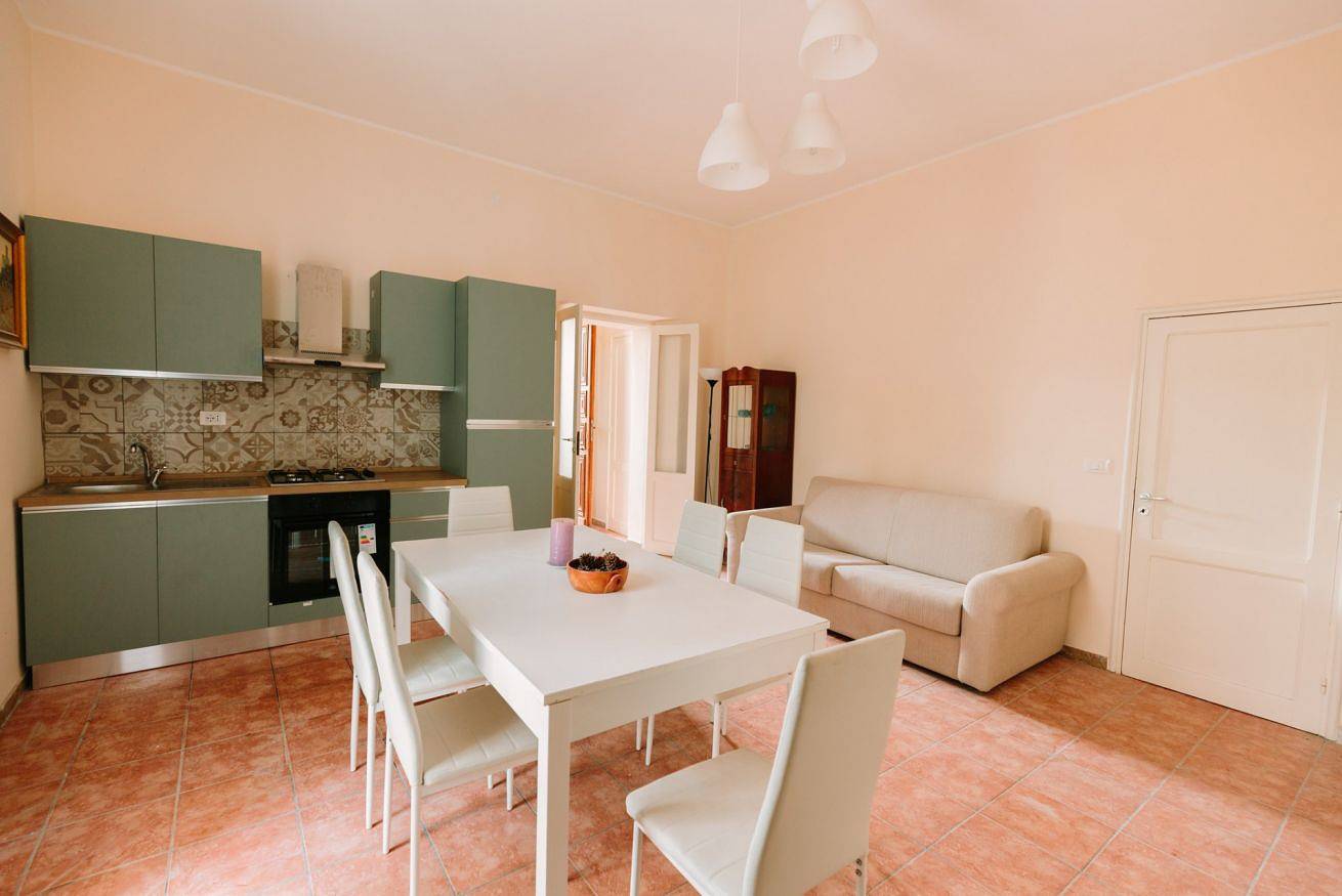 Appartamento intero, Guesthost - Villa Isidoro Pizzolungo Vibes in Pizzolungo, Erice