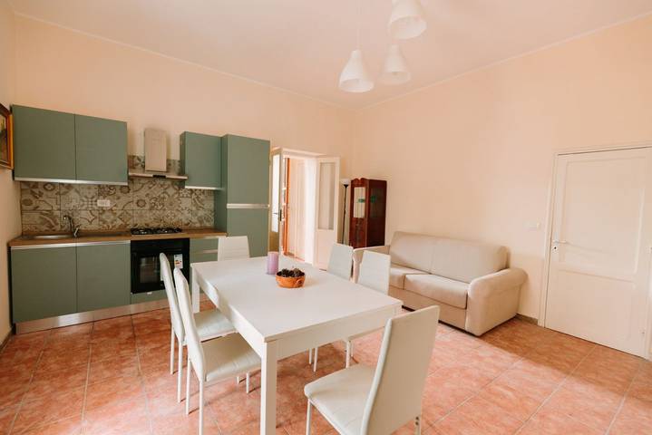 Gîte pour 5 personnes, avec jardin à Erice - 4