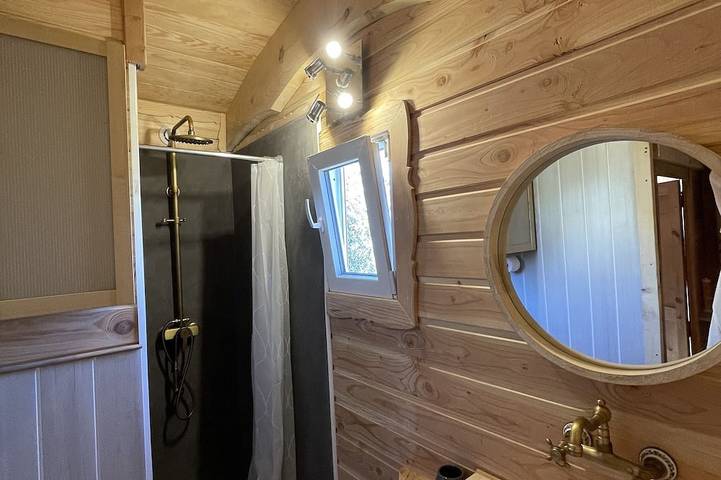 Gîte pour 4 personnes, avec terrasse et jardin à Quinson - 4