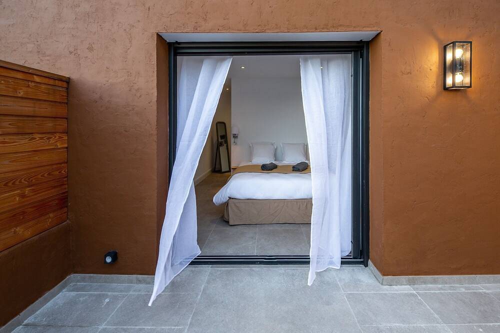 Splendid three bedroom villa with heated swimming pool. in Olmeto, Sartène und Umgebung