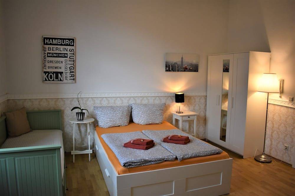 Apartamento entero, Excelente precio en el casco antiguo y el centro, linda vista, céntrico, acogedor con corazón in Altstadt (Heidelberg), Heidelberg