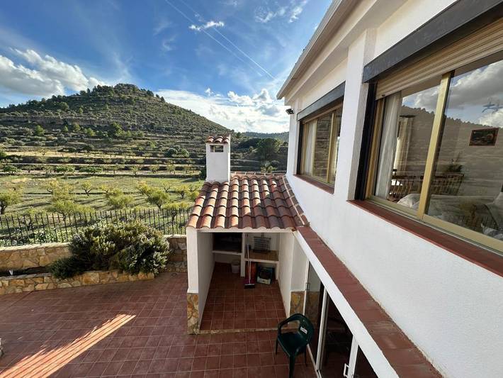 Casa rural para 10 personas, con Balcón y Terraza además de Jardín y Vistas en Jarafuel - 3