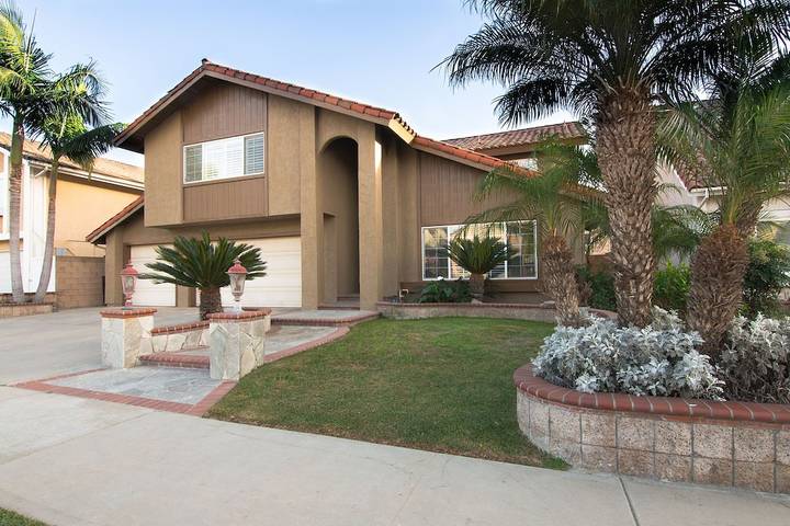 Vacation rental for 12 people, with hot tub in Orange (CA)