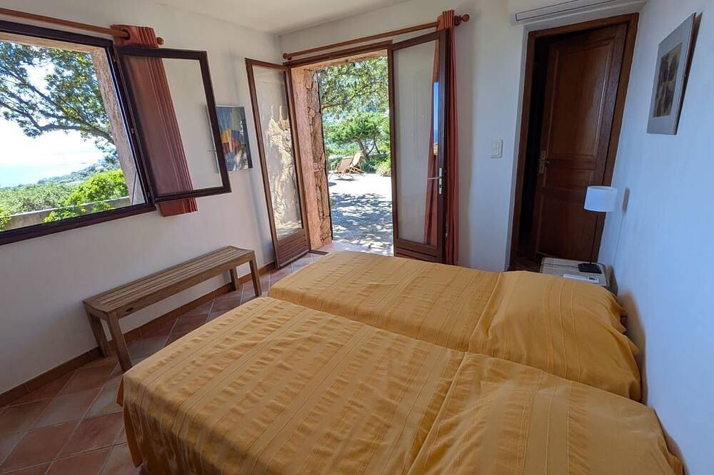 Maison 2/6 pers. plein sud, plage Palombaggia Tamaricciu à pied, Porto Vecchio in Palombaggia, Porto-Vecchio