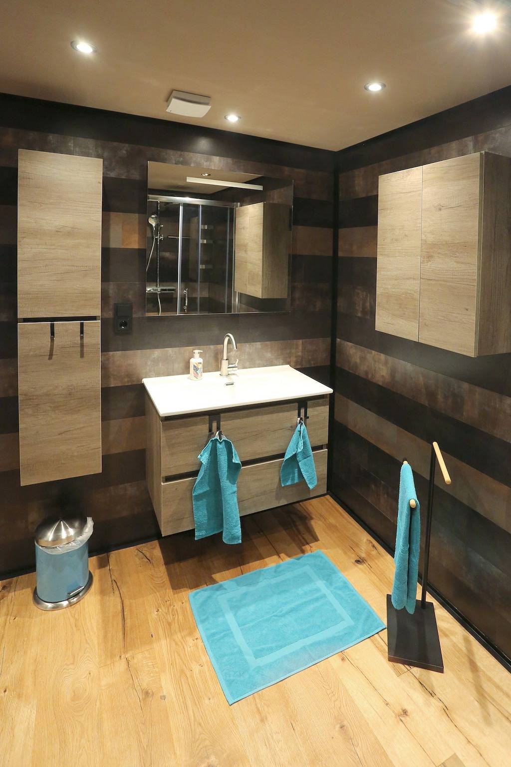 Ganze Wohnung, Apartment 'Quartierblancdenoir Noir' mit Wlan in Reil, Bernkastel-Kues & Umgebung