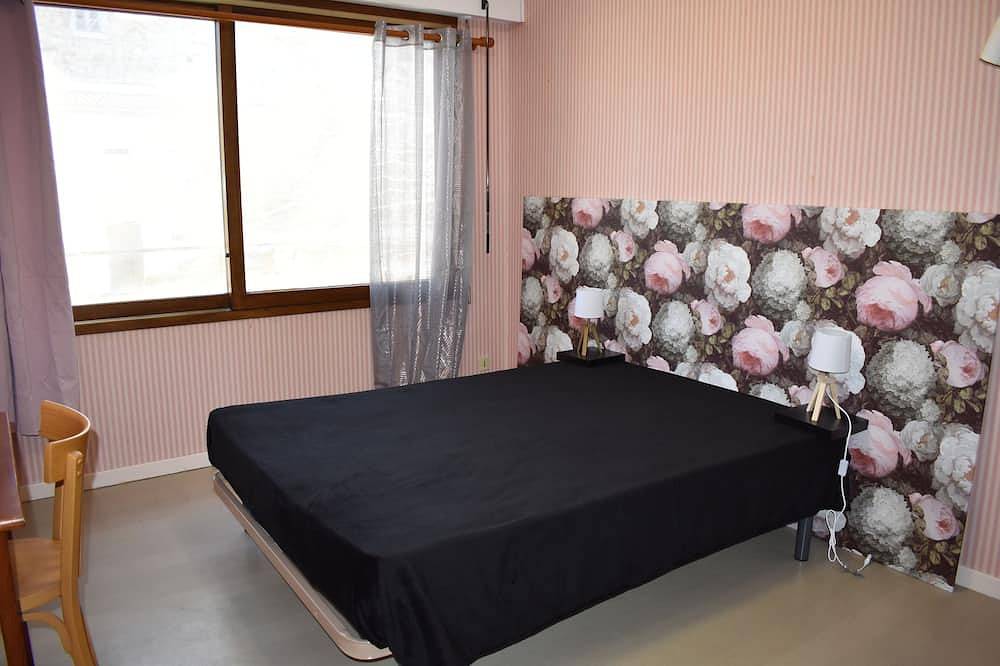 Geheel appartement, Appartement F5 Avec Piscine 10 min à Pied de la Rivière et 5 min du Centre in Ruoms, Ardèche