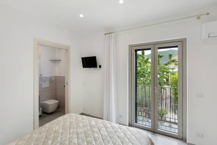 Gîte pour 2 personnes, avec balcon et jardin à Agerola - 4