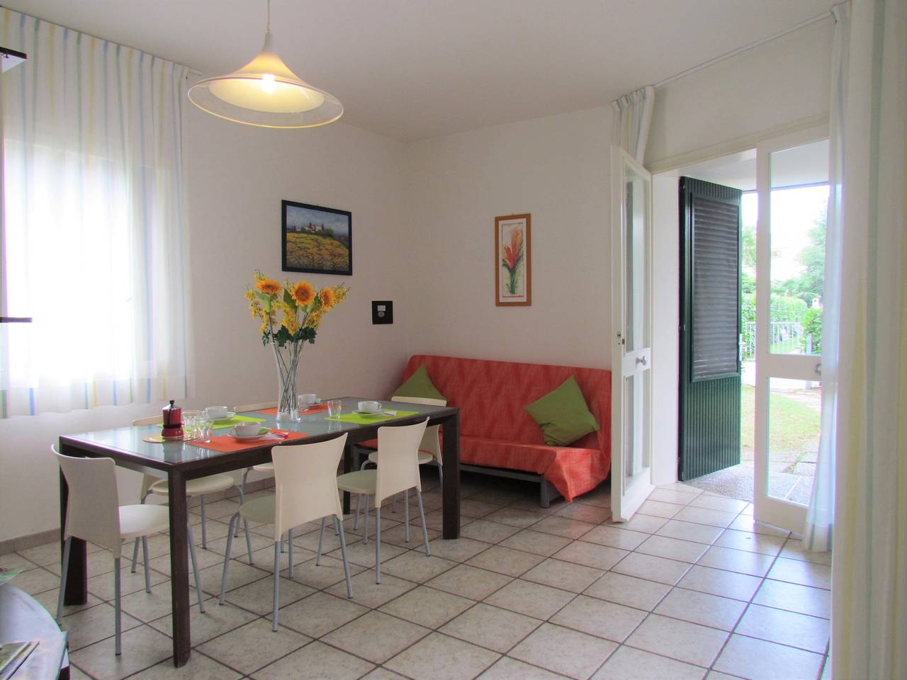 Intimate villa with private garden in Bibione, Provincie Venetië