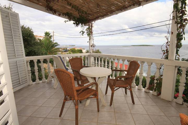 Ferieleilighet for 3 personer, med Balkong / Terrasse i Vis Kroatia