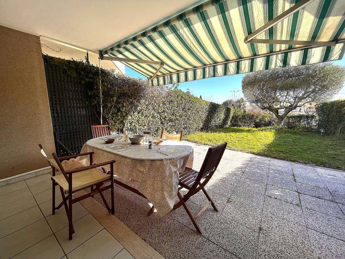 Hütte für 4 Personen, mit Terrasse und Garten an der Côte d'Azur