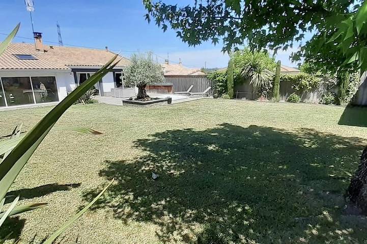 Appartement de vacances pour 6 personnes, avec Jardin
