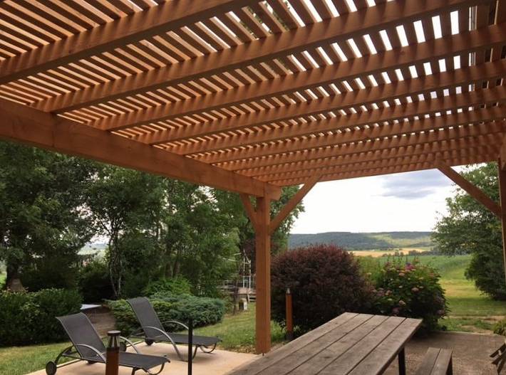 Gîte pour 21 personnes, avec jacuzzi ainsi que jardin et terrasse, animaux acceptés