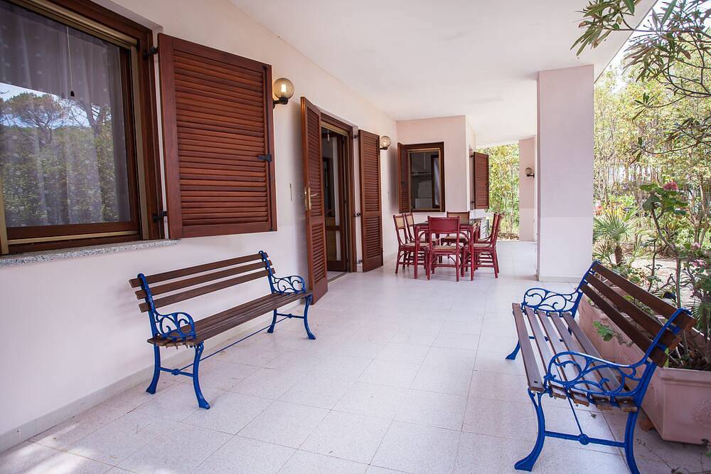 Apartamento entero, Apartamento La Pigna frente a la playa (5 Lugares) in Cala Liberotto, Orosei