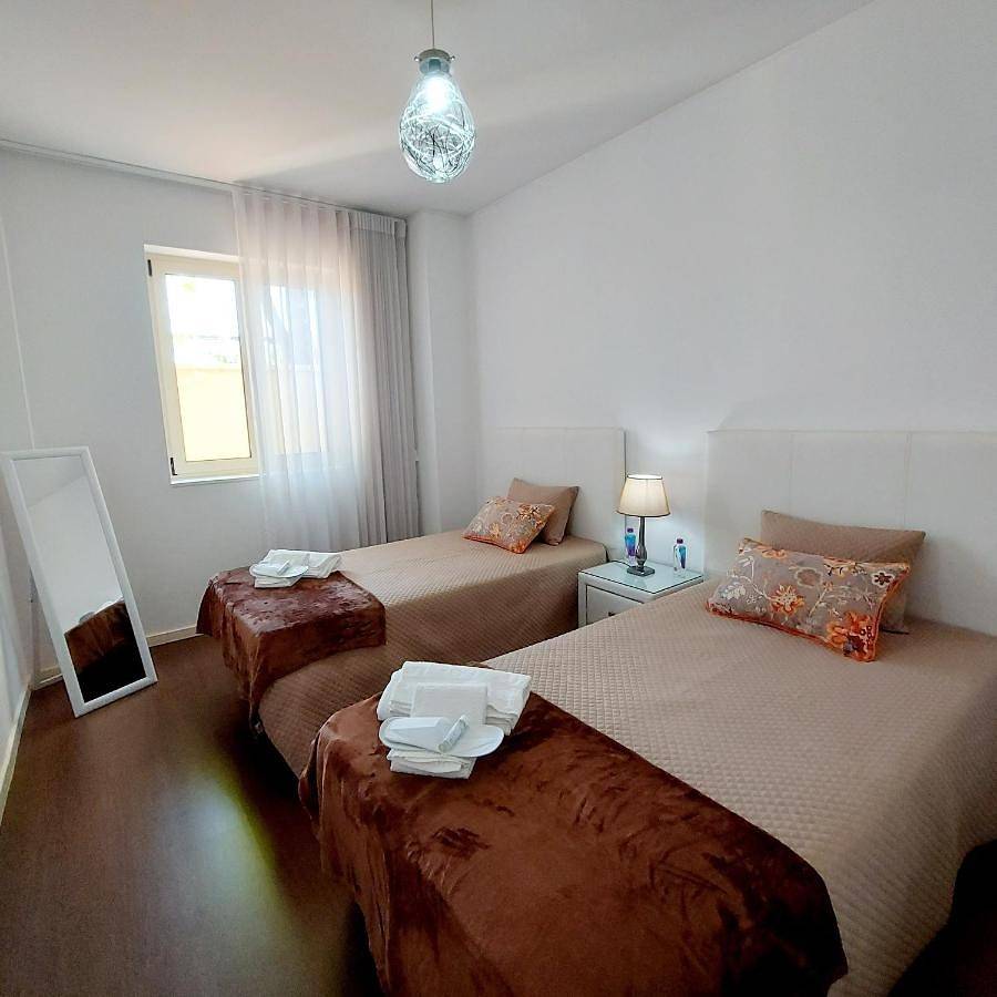 Three-Bedroom House in Esposende, Parque Natural do Litoral Norte