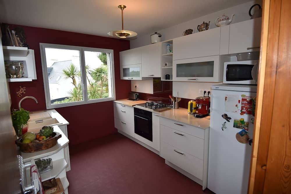 Villa 6 Personen, am Strand, Sauna in Le Dossen, Santec