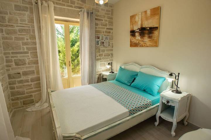 Nuevo 4/2020: hermosa casa de piedra moderna, jardín, en la playa, sur de Creta in Kalamaki (Creta), Region Heraklion