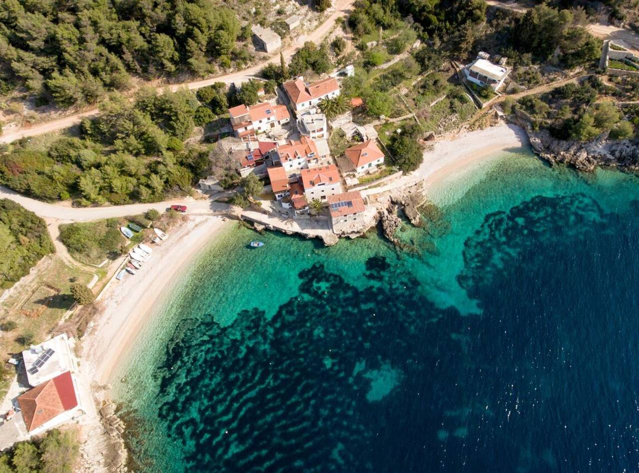 Casa vacanza per 8 persone con vista oceano in Gdinj, Isola di Lesina
