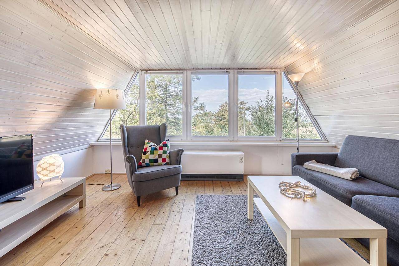 Reetgedecktes Traumhaus mit Panorama-Ostseeblick in Bastorf, Neubukow-Salzhaff