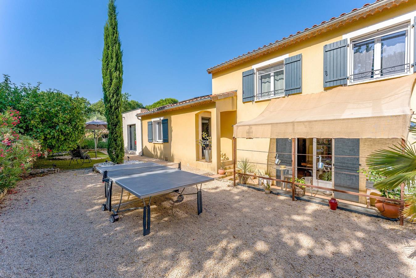 Provence Villa de Charme avec piscine , Wi-Fi et climatisation in Rochegude, Région de nyons