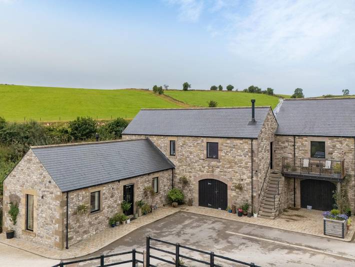 Holiday rental for 2 people, with Terrace and Hot tub as well as Garden in Winster