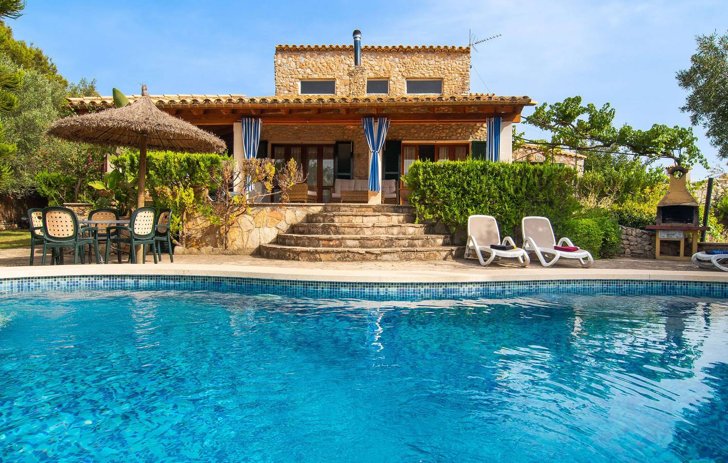 Moderno Apartamento con Piscina, Terraza y WiFi en Biniamar in Inca, Interior de Mallorca