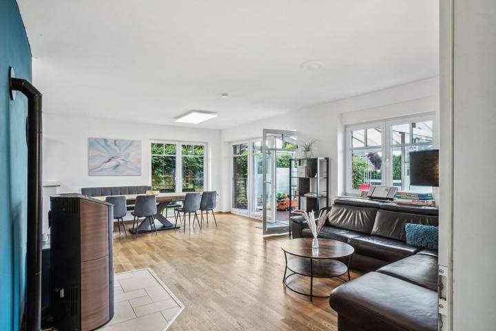 Ferienwohnung für 11 Personen, mit Terrasse und Garten sowie Ausblick in Reppenstedt
