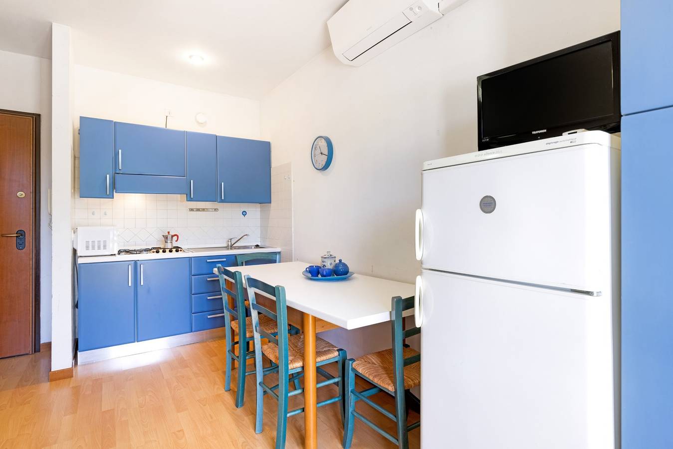 Entire apartment, Apartment "Residence Laguna B36" with Pool and A/C in Bibione, San Michele al Tagliamento
