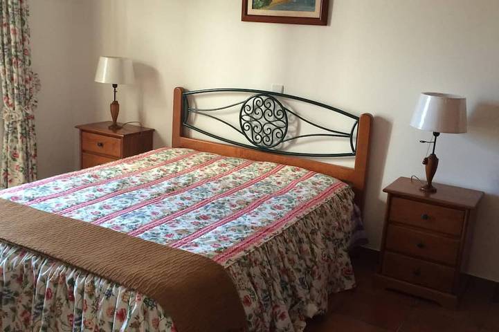 Villa für 6 Personen, mit Terrasse und Garten in Lagos - 3