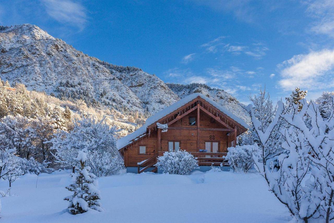 Two-Bedroom Chalet in La Bâtie-Neuve, Parc national des Écrins