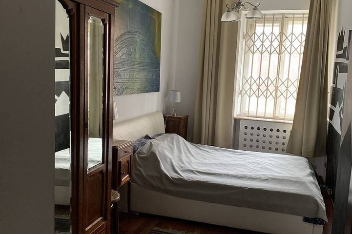 Appartement entier, Old Town Oasis: Artistic 2-Bedroom Gem Residence in the Crown of Barbican Walls in Varsovie Śródmieście, Varsovie