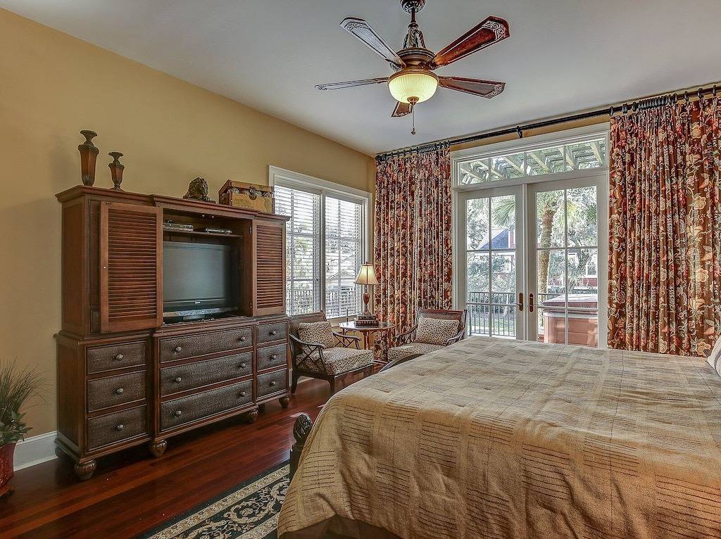 Vacation Home for 14 Guests in Forest Beach, Shipyard Plantation