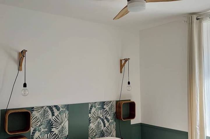 Gîte pour 4 personnes, avec piscine et terrasse à Vallon-Pont-d'Arc - 3